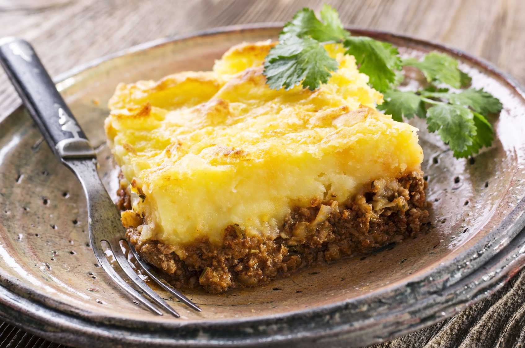 Детская картофельная запеканка с фаршем в духовке